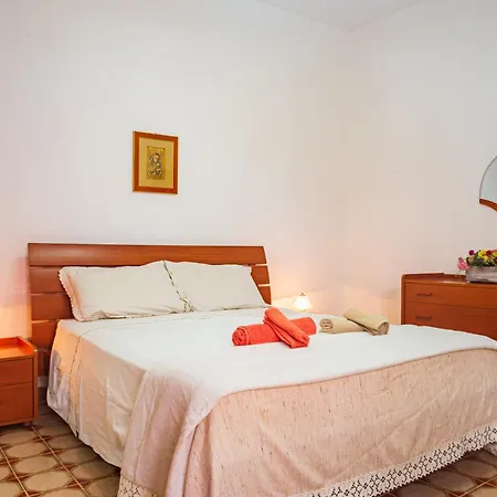 Feriehus Casa Arianna, A Few Steps From The Sea Marina di Mancaversa