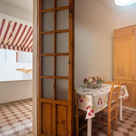 Casa Arianna, A Few Steps From The Sea * Marina di Mancaversa